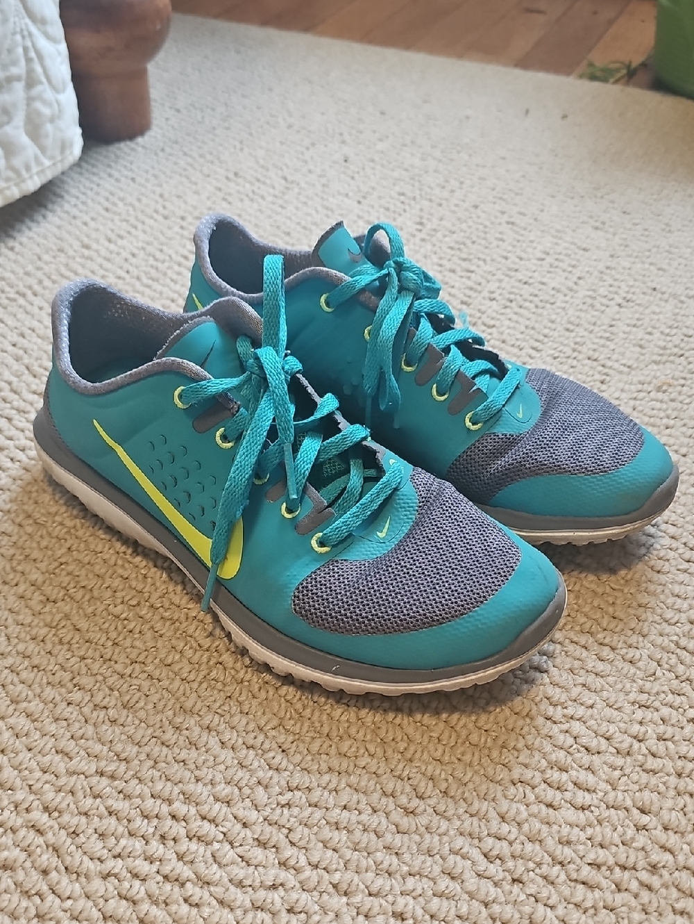 Nike Free Run Teal and Gray Trainers with Yellow Swoosh Fitsole